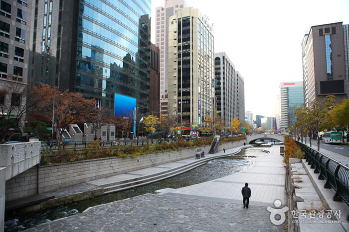 Cheonggyecheon Stream