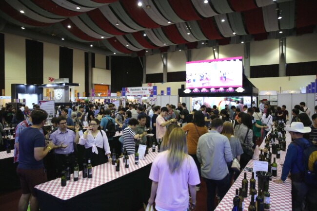 Nikmati Wine & Budaya di Festival Wine Internasional Daejeon