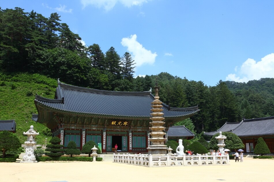 [Korea] Tiket Masuk Gratis ke Kuil