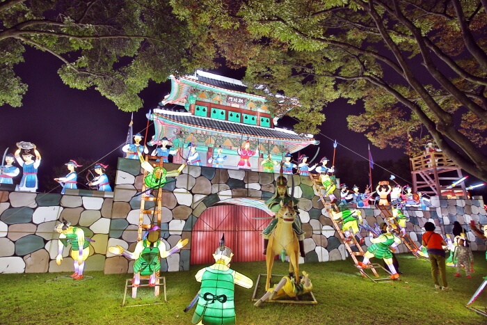 Festival Yudeung (Lentera) Namgang Jinju (진주 남강유등축제)