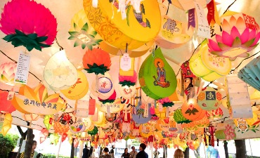 Festival Lentera Teratai, Merayakan Kebudayaan Tradisional Buddha