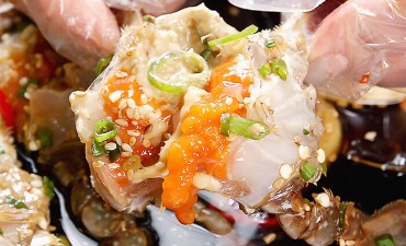 Photo_Ganjang Gejang Crab Shell Bibimbap