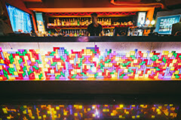 Photo_Tetris bertema bar. 