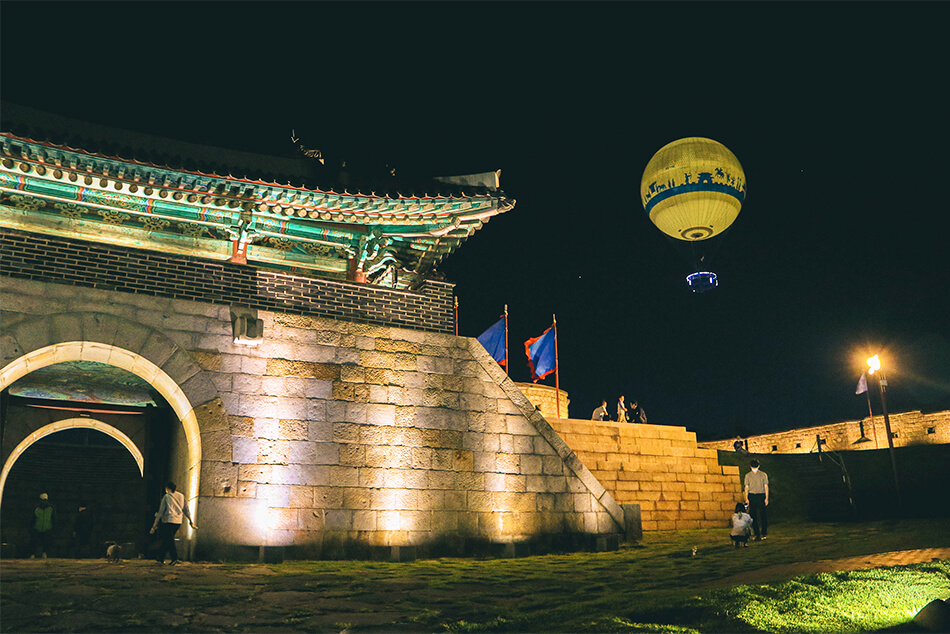 Photo_Pemandangan malam Gerbang Changnyongmun