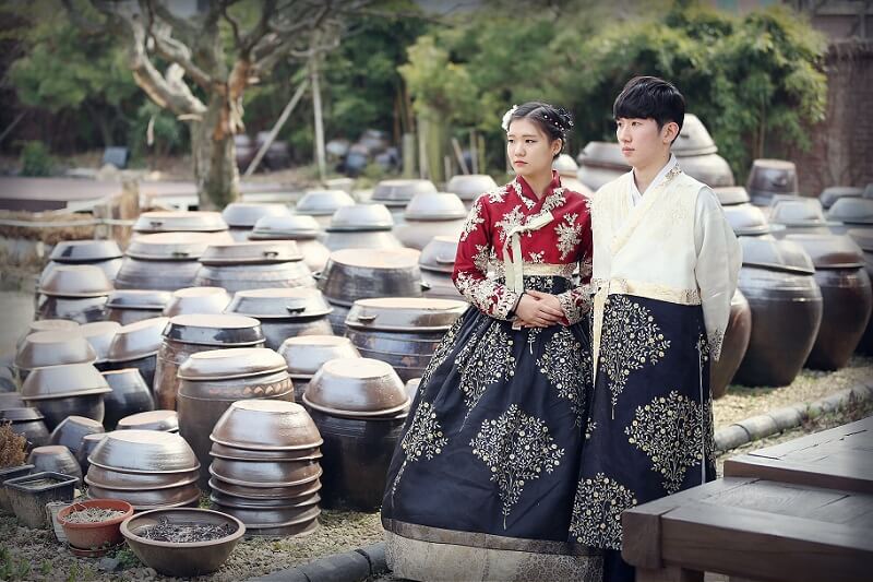 Photo_Kenakan Hanbok dan Berkeliling Korea
