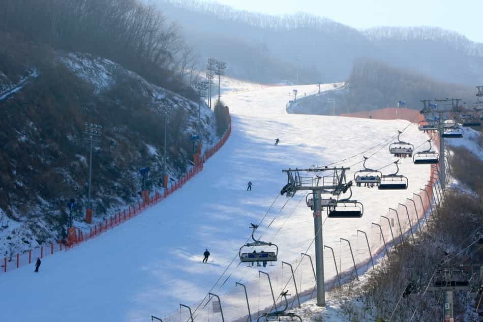 12 Resor Ski untuk Menghabiskan Musim Dingin yang Menyenangkan di Korea-12