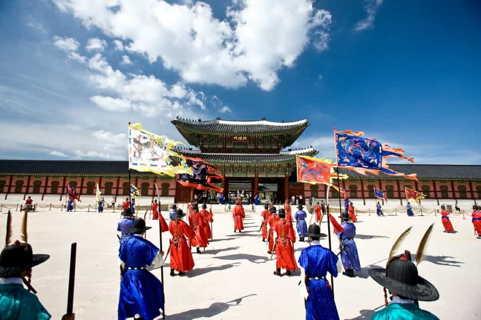 Dari Tempat Wisata Ikonik hingga Tempat Baru yang Trending, 9 Tempat Wisata Terbaik di Seoul-01